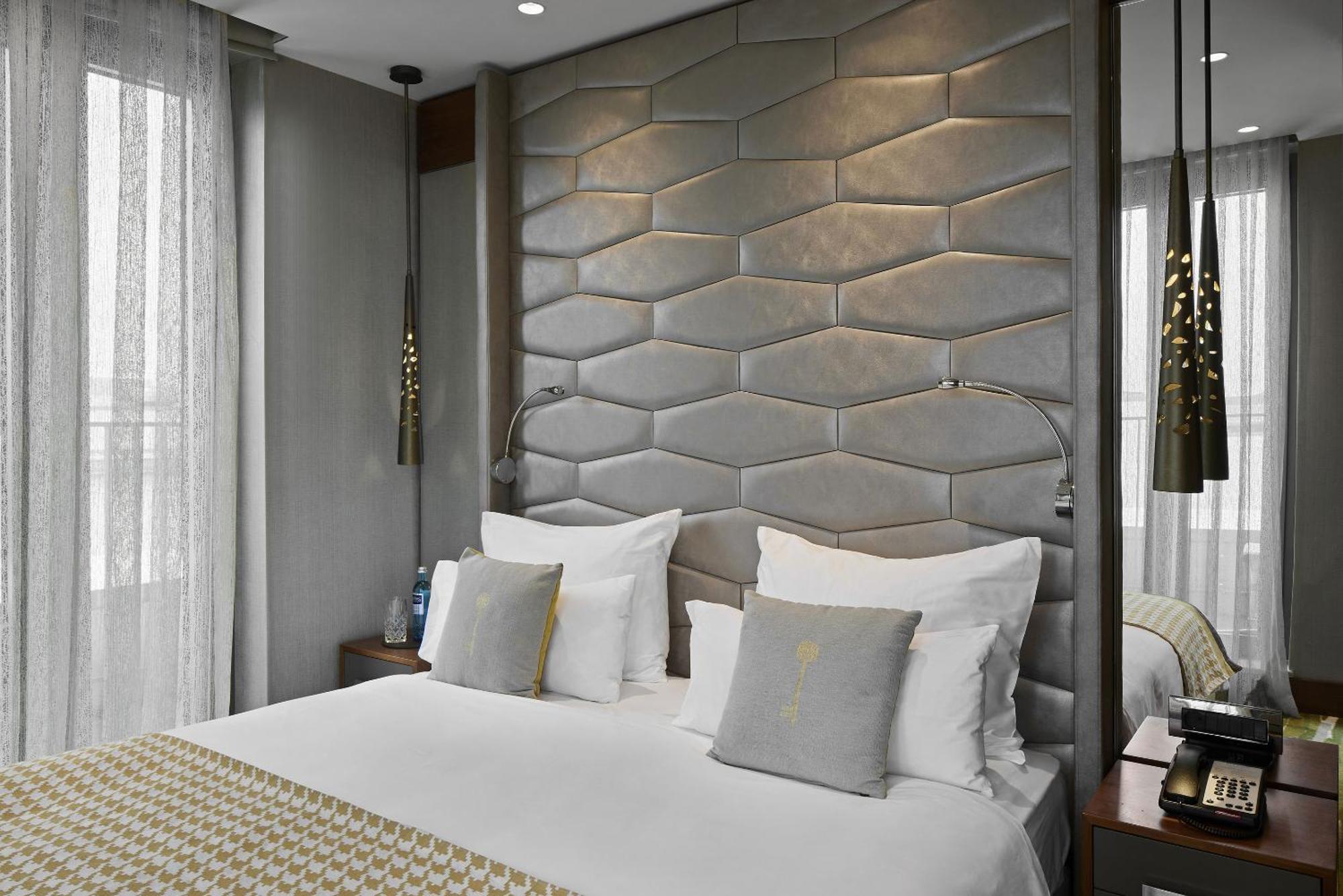 Junior Suite,1500844768:JPEG