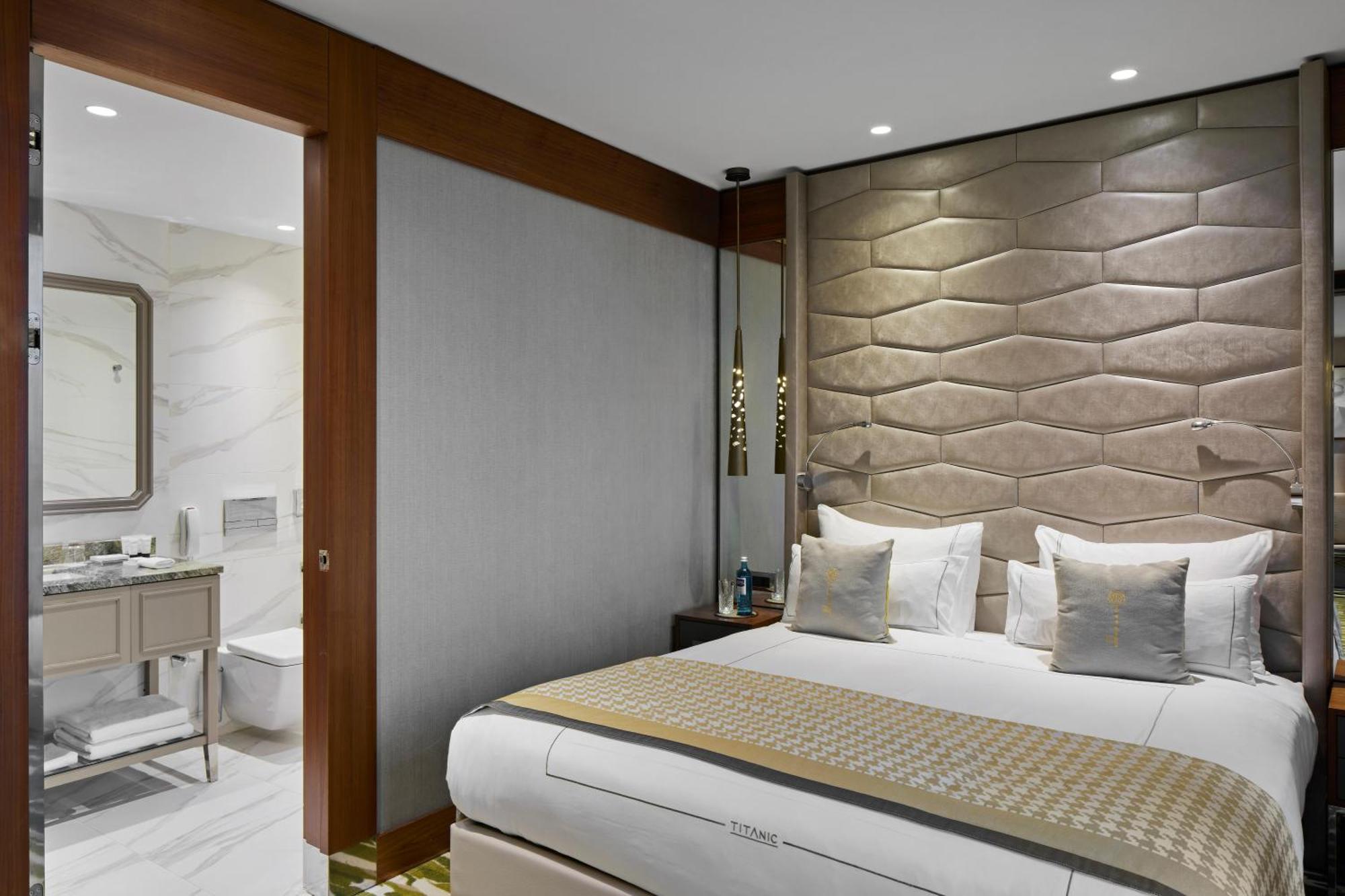 Titanic Suite