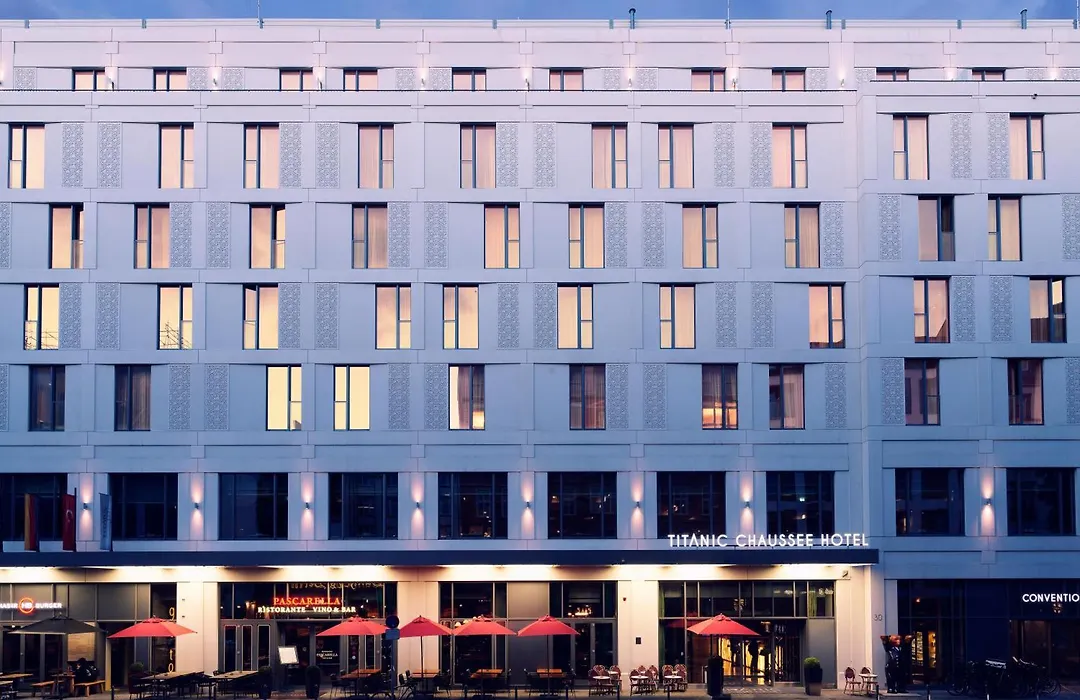 Titanic Chaussee Berlin-1